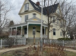 3803 Military St APT 3, Port Huron, MI 48060