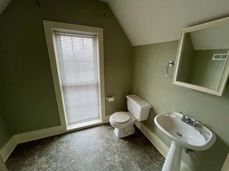 348 S Morton St — Photo 25