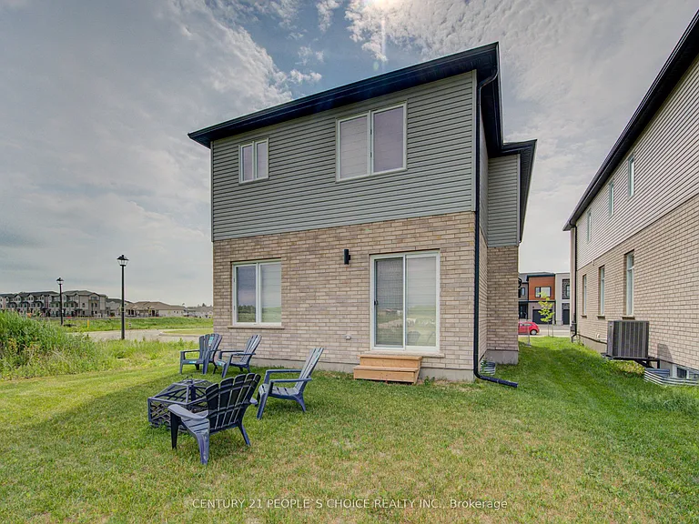377 Bradshaw Dr — Photo 38