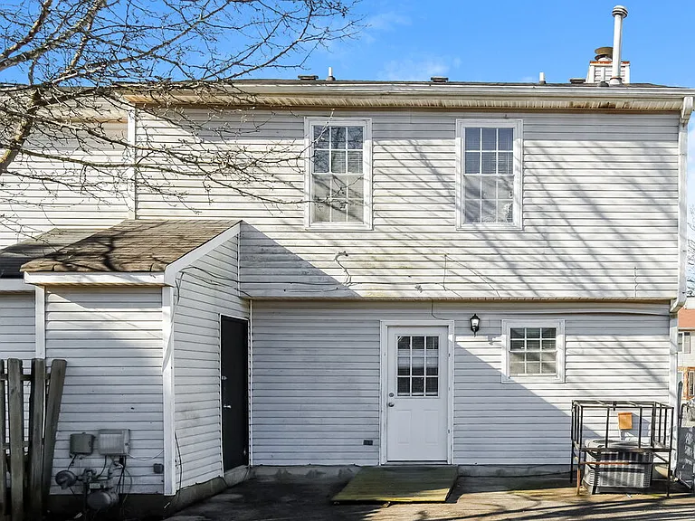 3571 Hopkins Ct — Photo 20