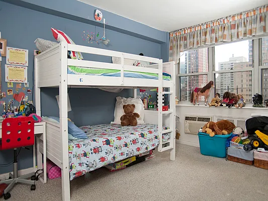 Sold by Sotheby's International Realty | media 12