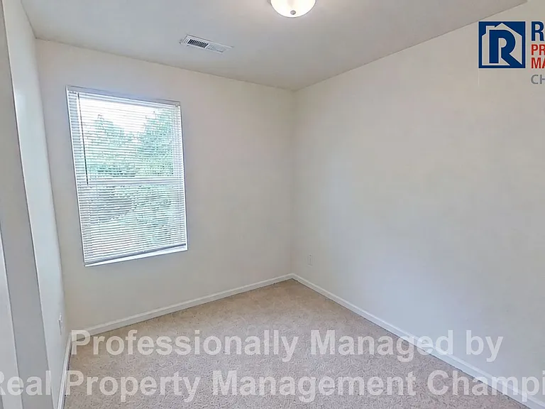 812 S 5th Ave — Photo 12