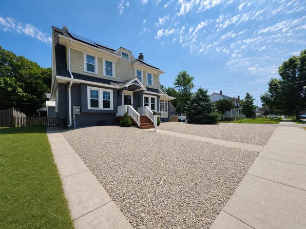 147 Belvidere St, Springfield, MA 01108