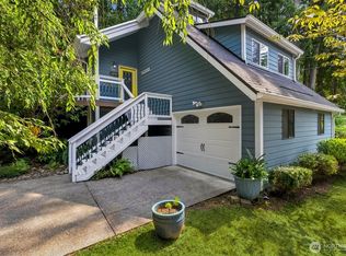 2435 Crestridge Dr NW, Olympia, WA 98502