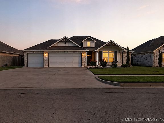 2nd image of 27614 E 108th Pl S