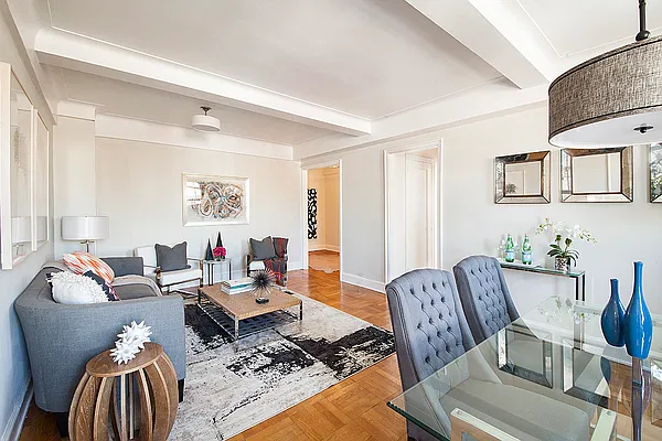 Sold by Compass | media 2