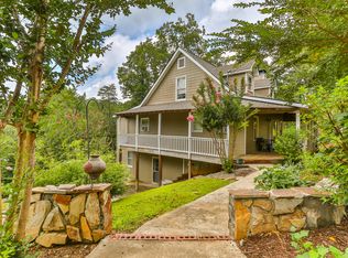 302 Moreland Rd, Ellijay, GA 30540
