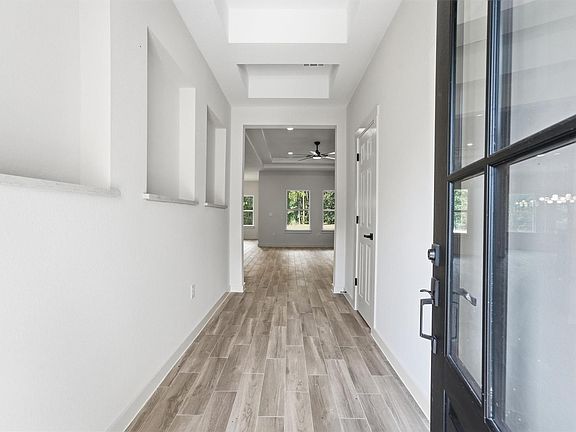 4th image of 11909 Miller Cir