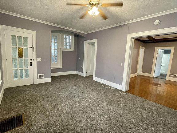 5th image of 640 Magee Ave #1