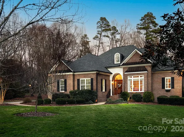 1522 Hyman Dr, Albemarle, NC 28001