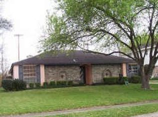8918 Stone Brook Ln, Houston, TX 77040