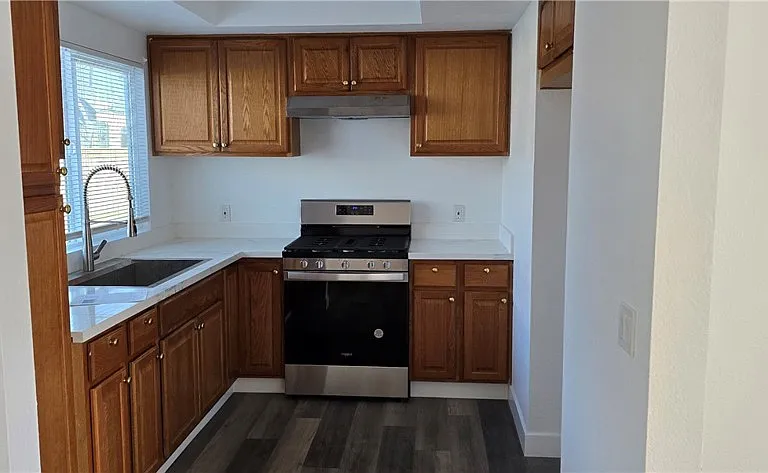 840 S Anaheim Blvd #B — Photo 6