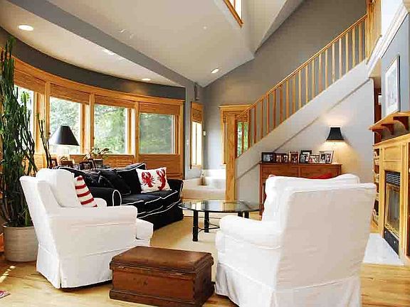 Elegant yet comfortable and inviting living room, ideal for entertaining