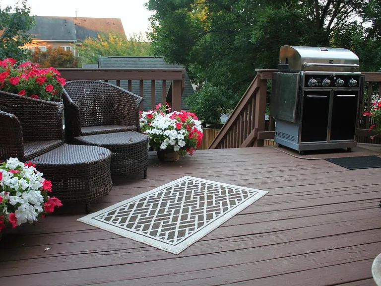 Deck