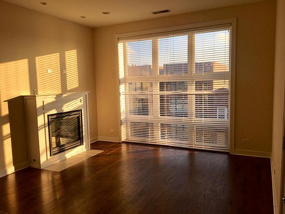 5th image of 3644 W Montrose Ave APT 2W