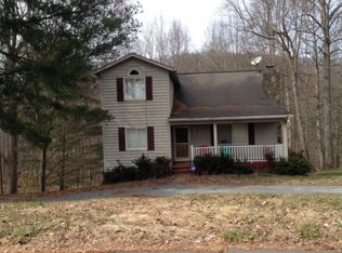 5059 Lake Forest Dr, Kingsport, TN 37663