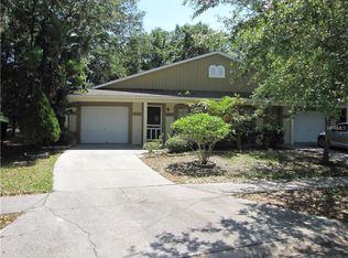 8521 N Hyaleah Rd, Tampa, FL 33617