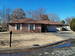 1100 Westridge Ln, Rogers, AR 72756