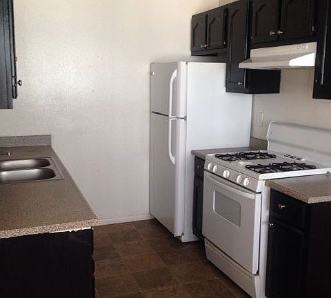 2nd image of 3065 54th St APT 1