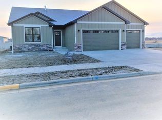 1121 Daylight Ln, Billings, MT 59106
