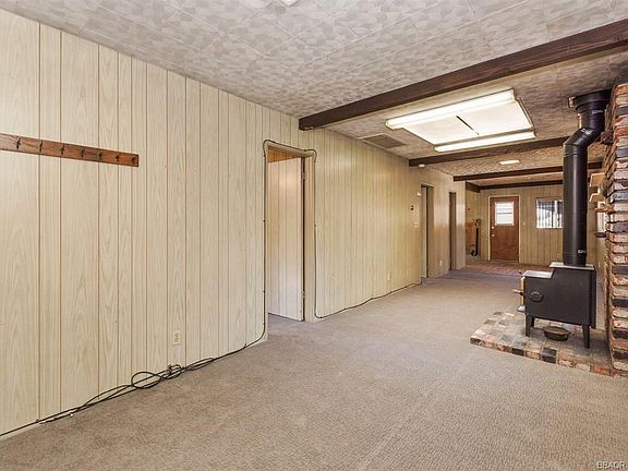 3rd image of 126 Highland Ln