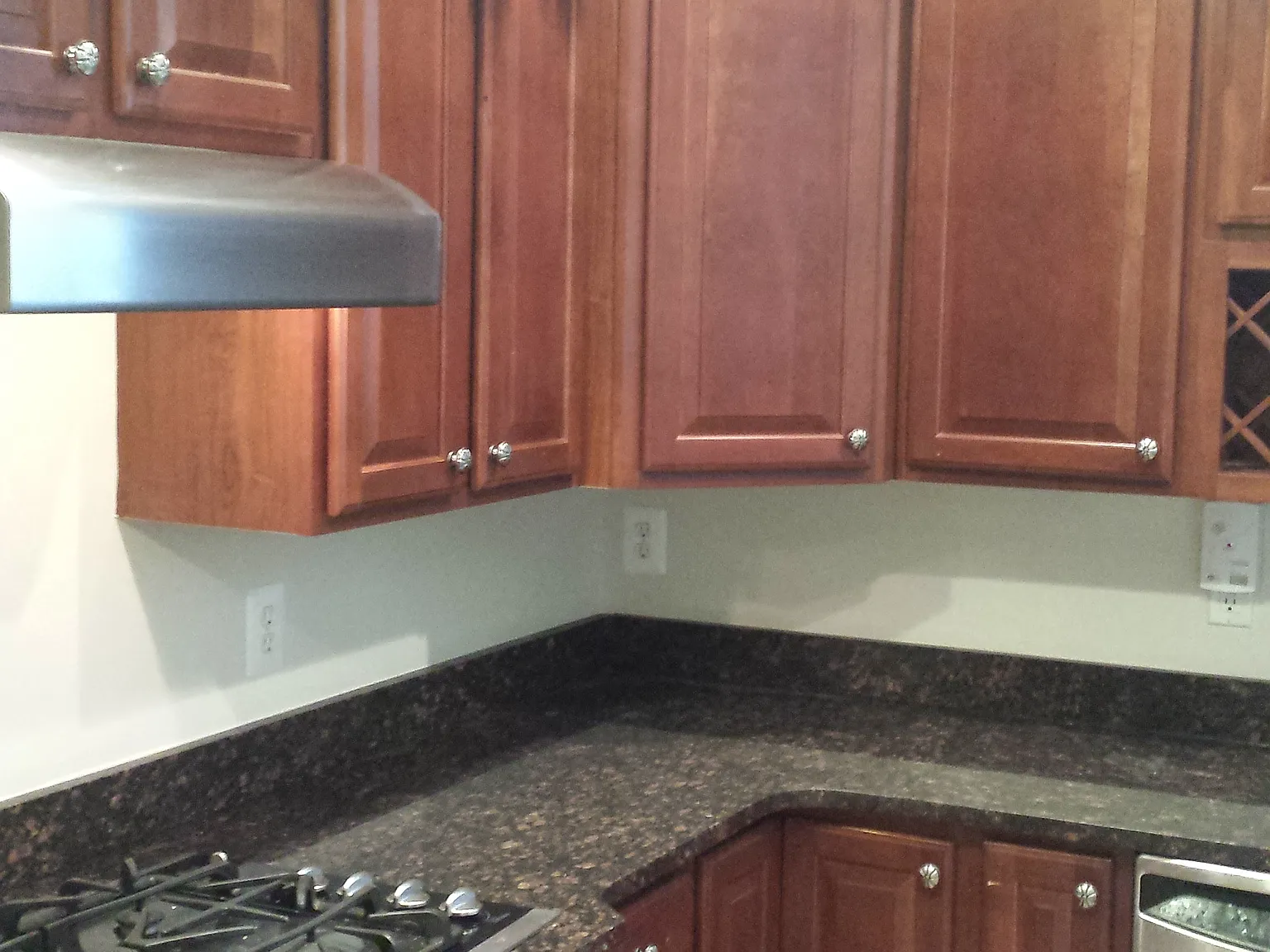 3 bed, 2.5 bath, 1620 sqft, $3,225 — Photo 4
