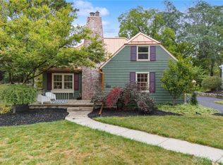 710 Riverside Dr, Springfield, OH 45504