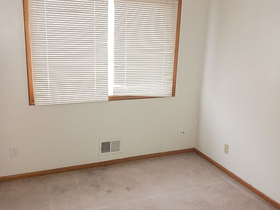 12x12 large upstairs bedroom