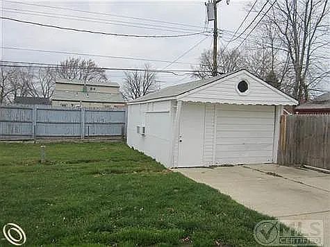 5th image of 14283 Marshall Ave