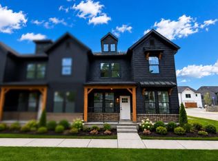 228 Lantana Dr, Brighton, MI 48116