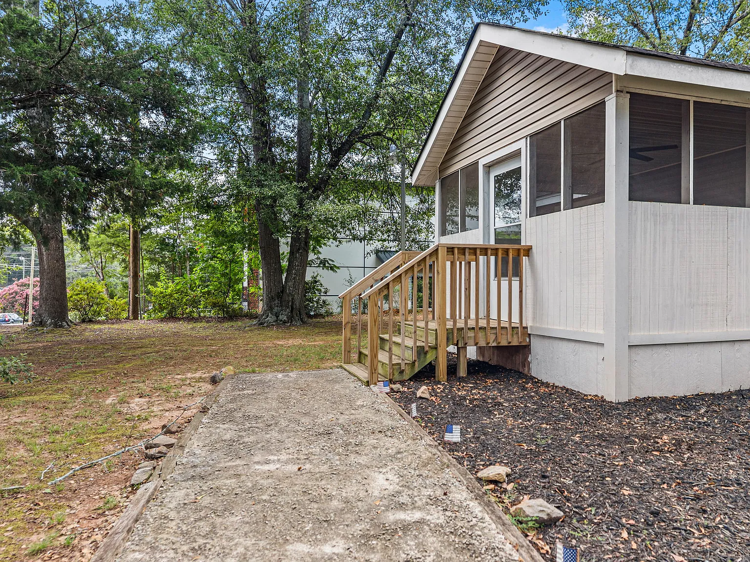 2 bed, 1028 sqft, $1,795 — Photo 4