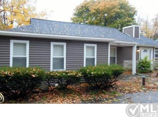 4066 Fieldview Ave, West Bloomfield, MI 48324