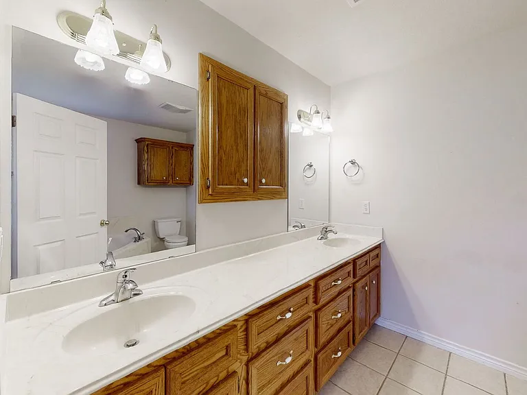 6054 Clay Pit Rd — Photo 9