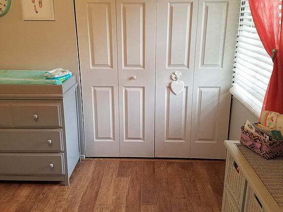 4th image of 807 Roost St