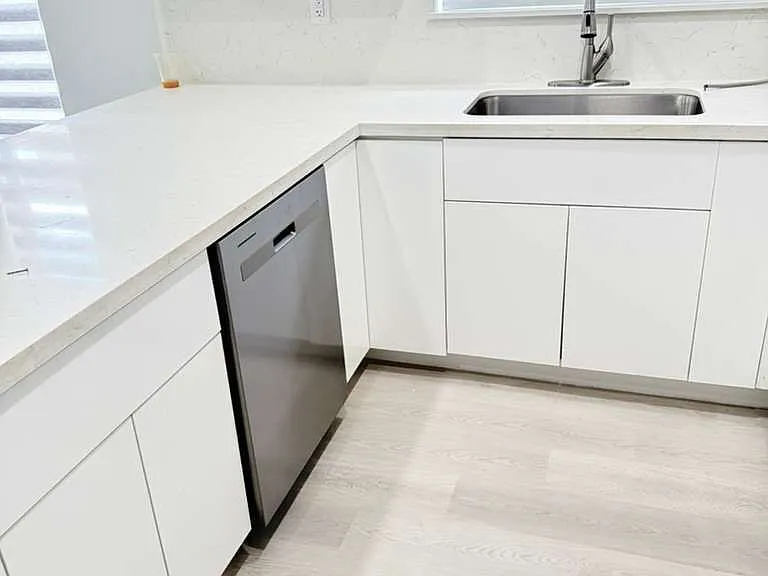 2210 W 5th Way — Photo 12