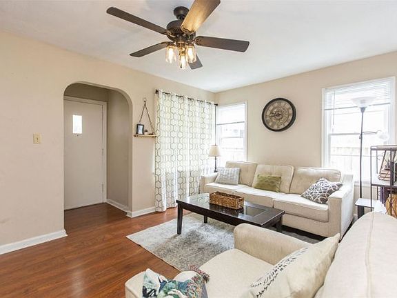 4th image of 2106 Berkley Pl