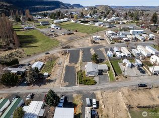 225 Lincoln Avenue, Electric City, WA 99123