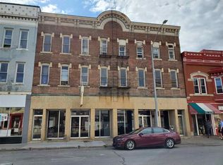 1527 Central Ave, Dubuque, IA 52001