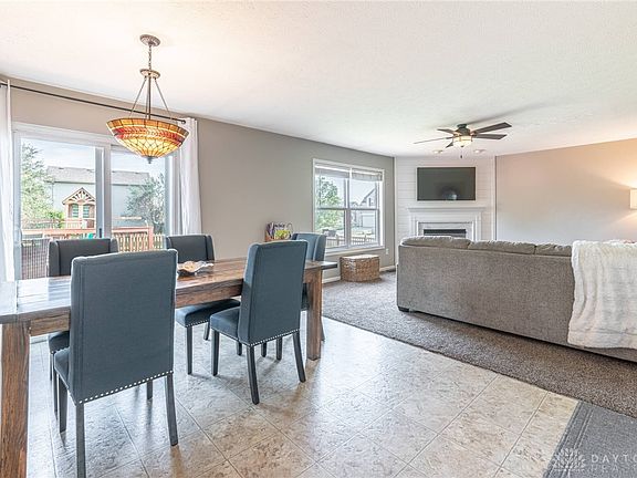 3rd image of 101 Sonoma Ct