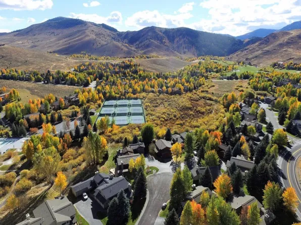 109 Village Way #2003, Sun Valley, ID 83353