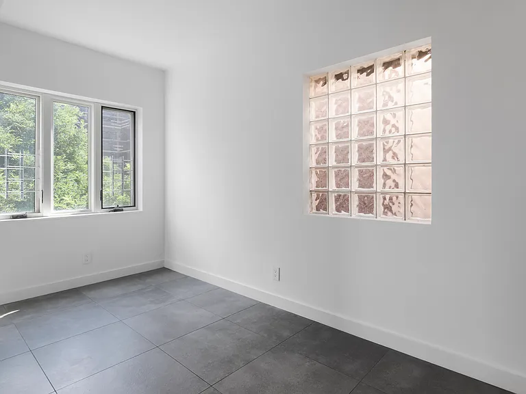 316 19th St #PENTHOUSE — Photo 10