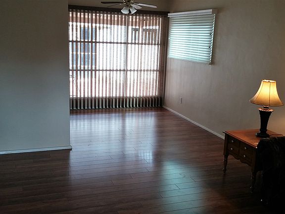 4th image of 8812 Wakefield Ave