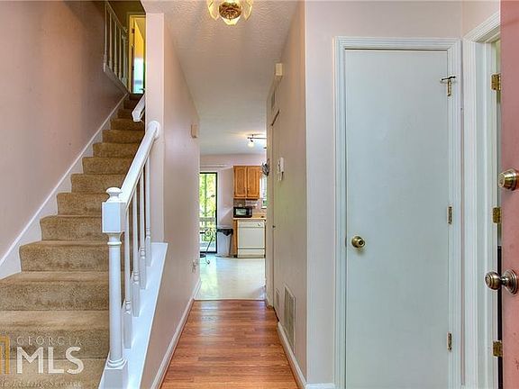 4th image of 706 Cather Ct