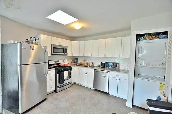 Rented by EXR | media 14