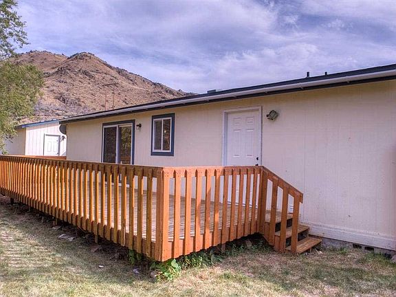 4th image of 4098 Bluerock Dr NE