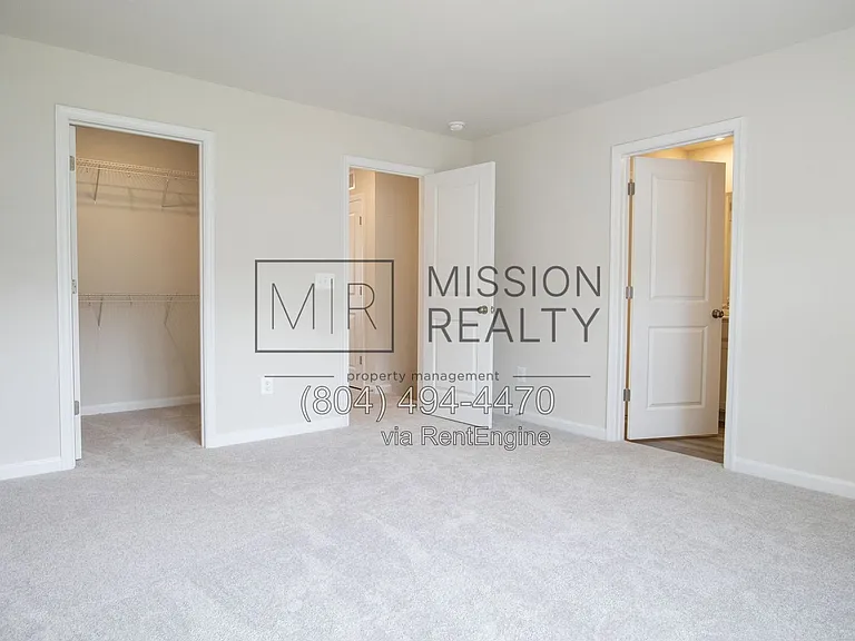 8756 Whitman Dr — Photo 27