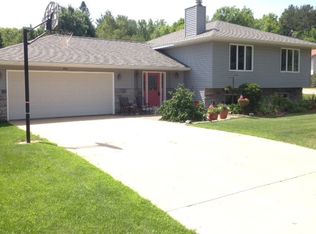 806 Grove St, Marquette, MI 49855