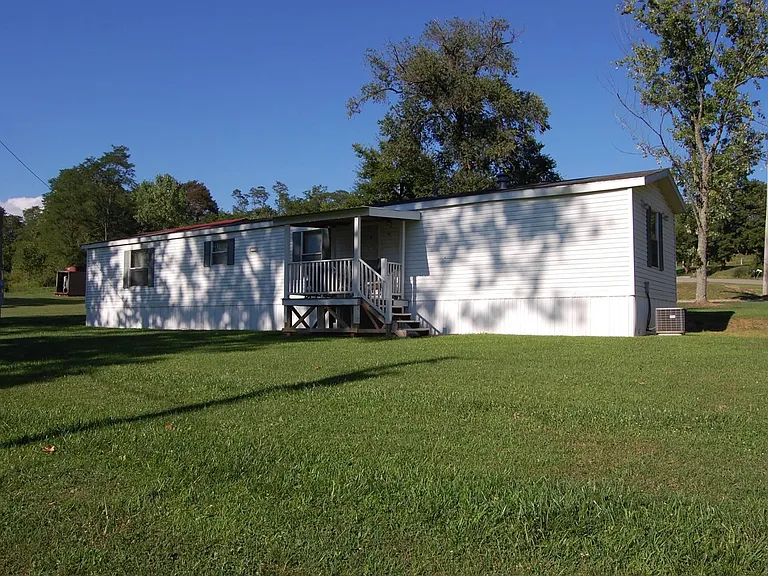 45550 Old Hopedale Rd — Photo 3