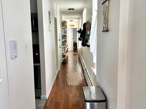 5th image of 436 Chauncey St APT 3