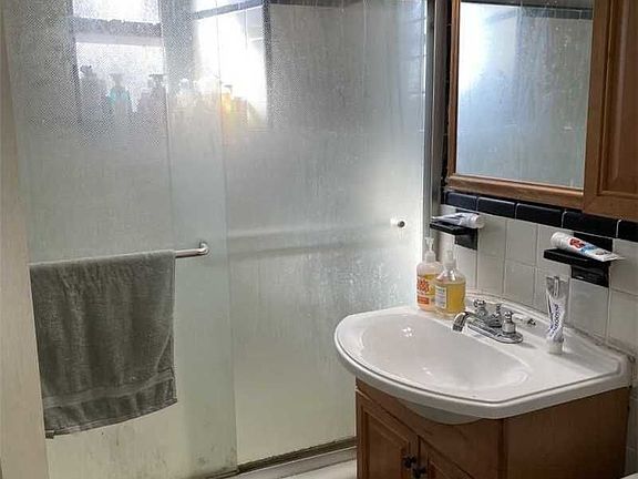 5th image of 139-05 85th Dr APT 1A